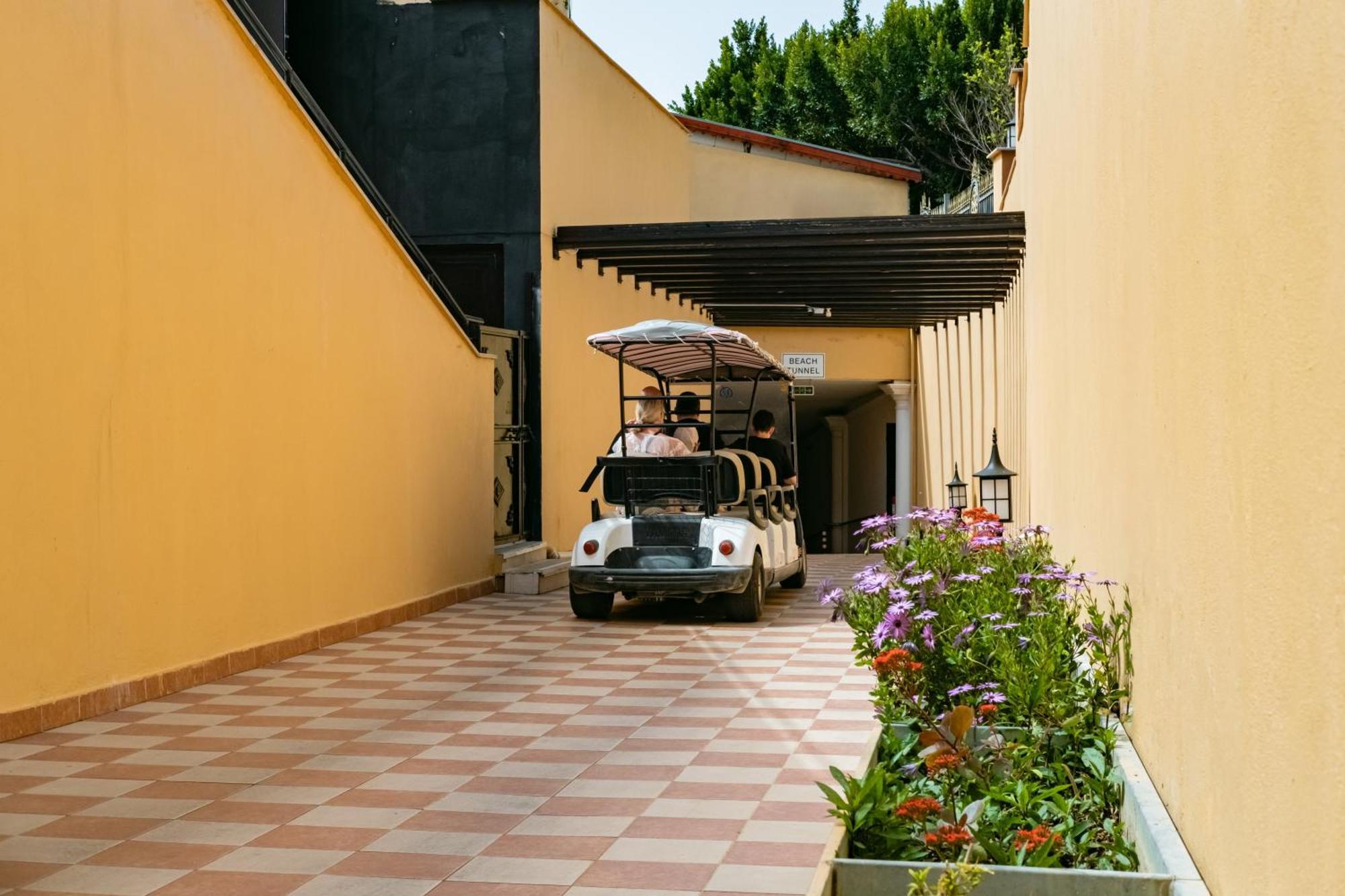 Villa Side Residence Екстериор снимка