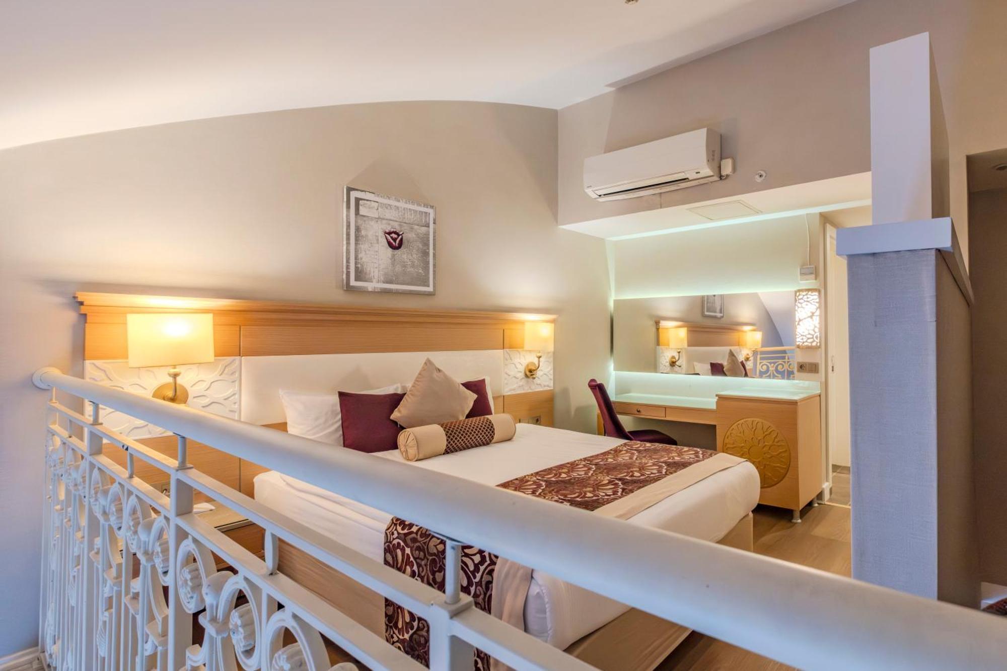 Villa Side Residence Екстериор снимка